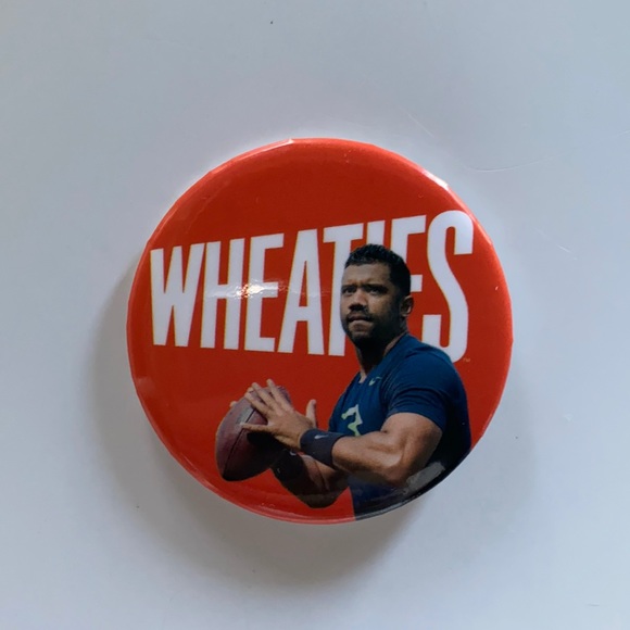 Wheaties Russel Wilson Seattle Seahawks Pin - Picture 1 of 2